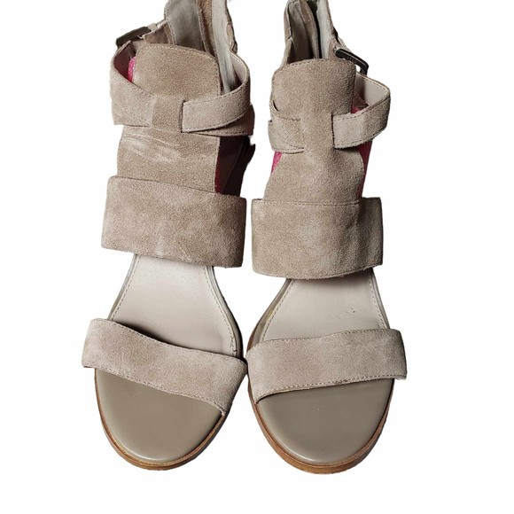 Hinge size 10M Gray Suede 4" Block Heeled Sandal - No Box - Picture 1 of 9